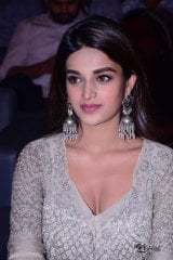 Nidhhi Agerwal at Savyasachi Movie Pre Release Event